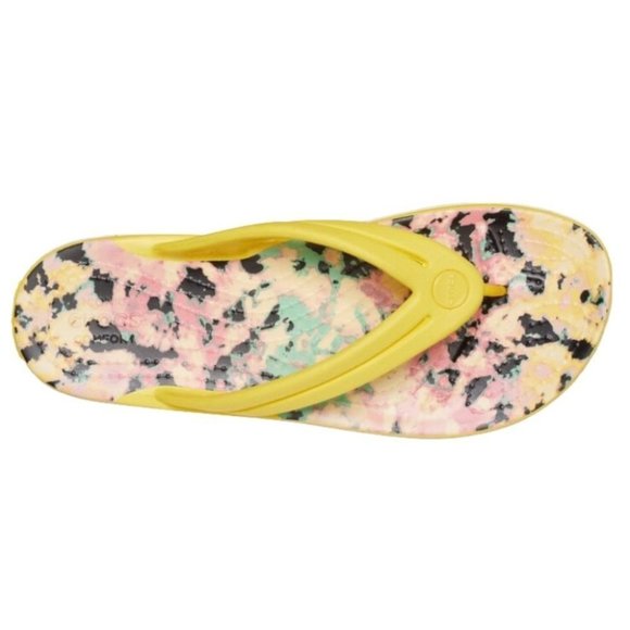 CROCS  Sandals‎ Women's Size 6 US Yellow Multicolour Tie-Dye Crocband Flip-Flops - Picture 3 of 10